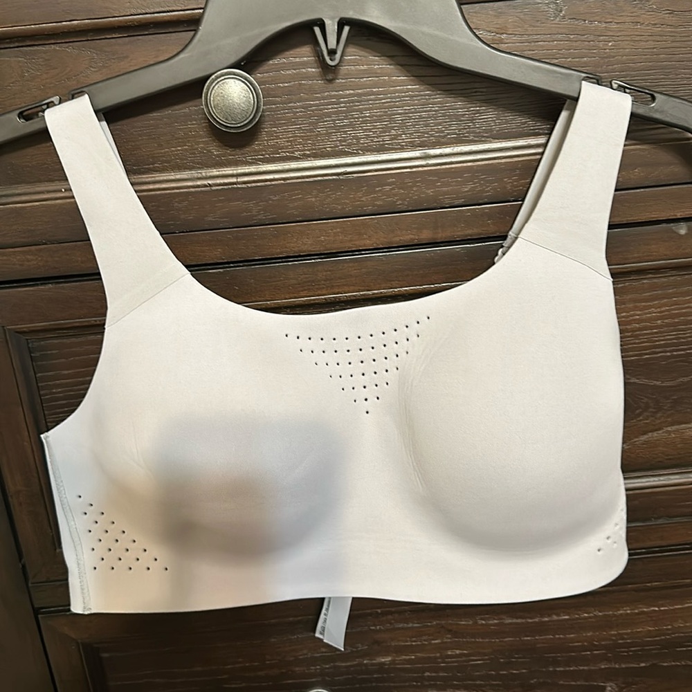 Victoria’s Secret Featherweight Max Sportsbra